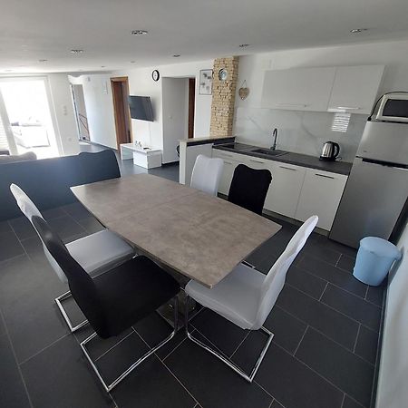 Apartman Nella Biograd Na Moru Εξωτερικό φωτογραφία